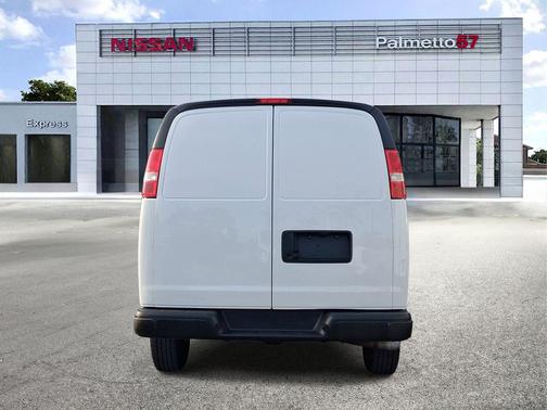 2023 GMC Savana 2500 Work Van