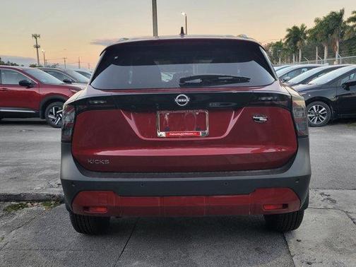 2026 Nissan Kicks SV