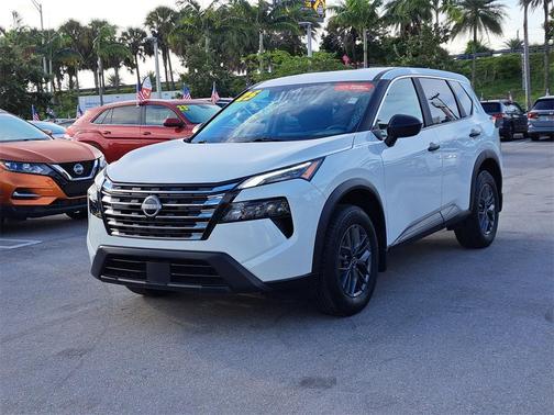 2025 Nissan Rogue S