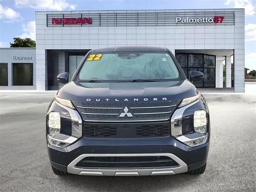 2022 Mitsubishi Outlander SE