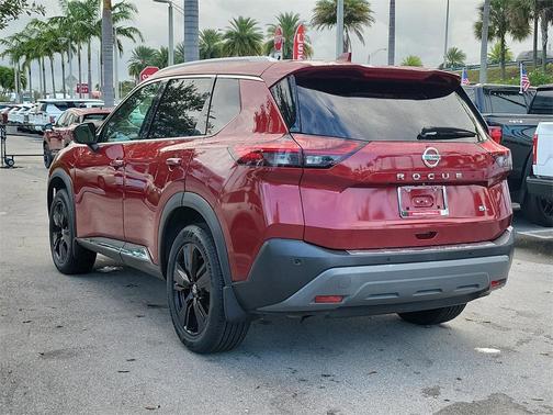 2021 Nissan Rogue SL