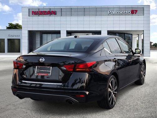 2022 Nissan Altima 2.5 SR