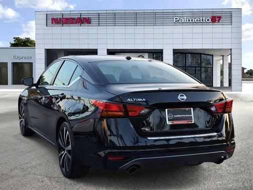 2022 Nissan Altima 2.5 SR