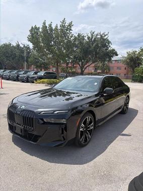 Black Sapphire Metallic 2023 BMW 740 i