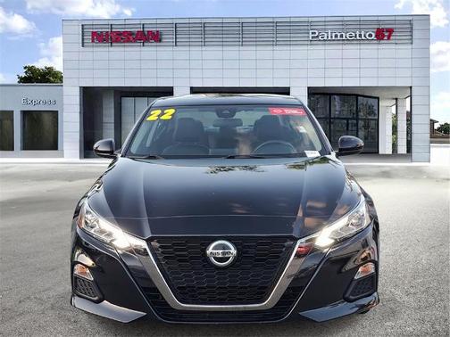 2022 Nissan Altima 2.5 SR