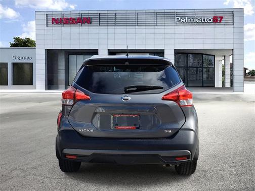 2018 Nissan Kicks SR