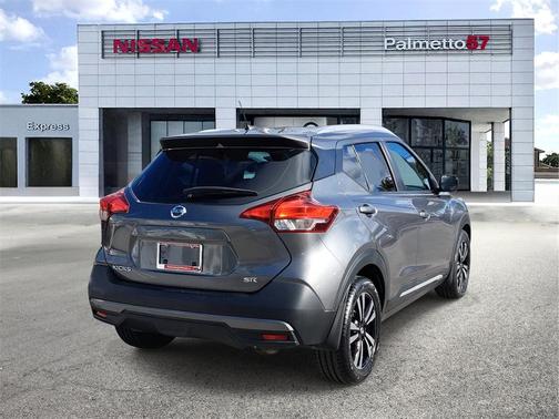 2018 Nissan Kicks SR