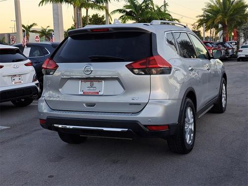 2019 Nissan Rogue Hybrid SV