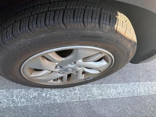 2022 Hyundai VENUE SE