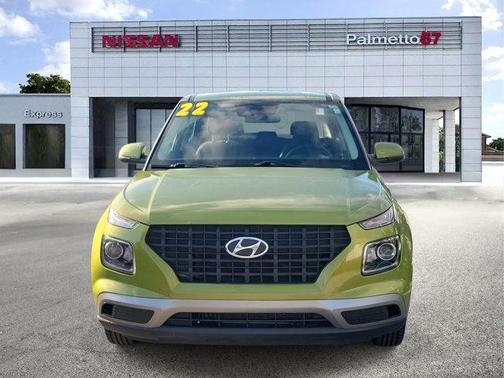 2022 Hyundai VENUE SE