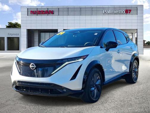 2t Wht Blk Roof 2024 Nissan ARIYA EVOLVE+