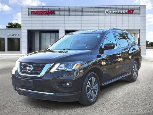2020 Nissan Pathfinder SV