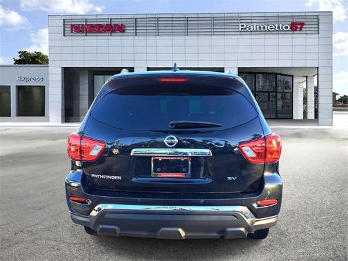 2020 Nissan Pathfinder SV