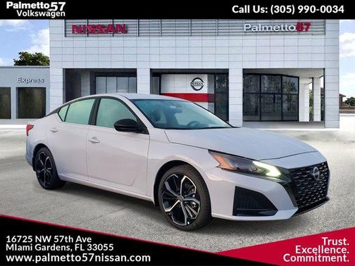 2025 Nissan Altima SR