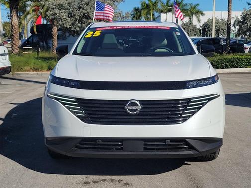 2025 Nissan Murano SL