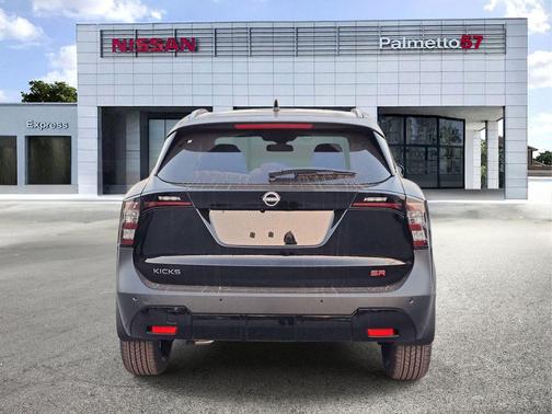 Super Black 2026 Nissan Kicks SR