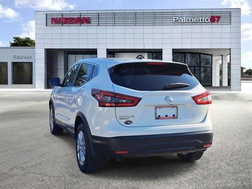 2022 Nissan Rogue Sport S