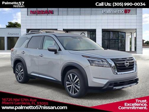 2025 Nissan Pathfinder Platinum