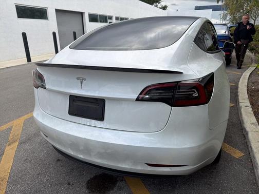 2023 Tesla Model 3 Base