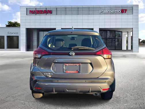 2022 Nissan Kicks S