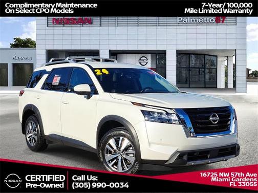 2024 Nissan Pathfinder SL