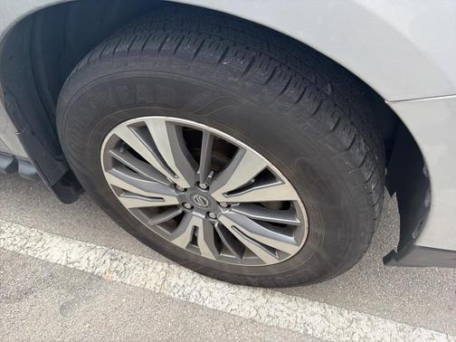 2020 Nissan Pathfinder S