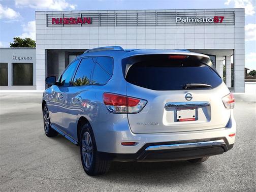 2020 Nissan Pathfinder S