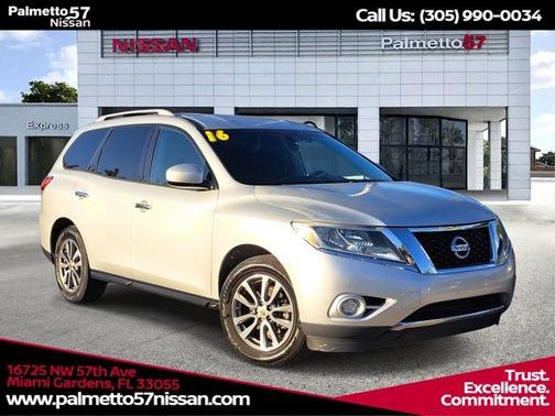 2020 Nissan Pathfinder S