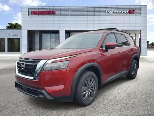 2025 Nissan Pathfinder SV