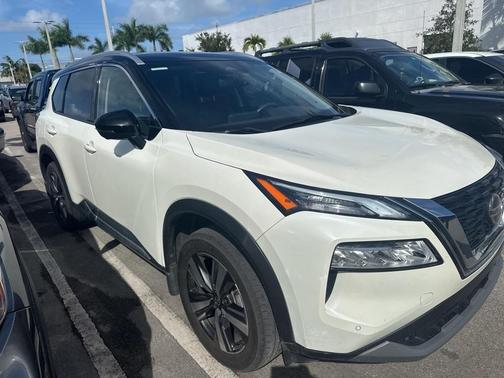2021 Nissan Rogue SL