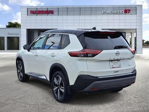 2021 Nissan Rogue SL