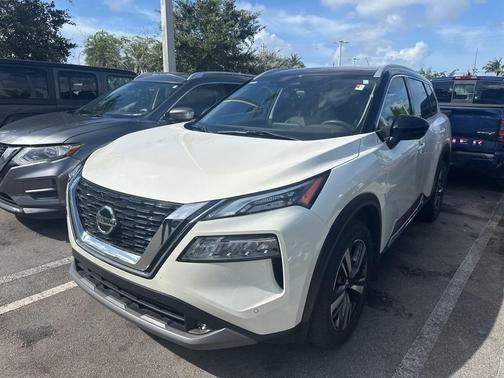 2021 Nissan Rogue SL