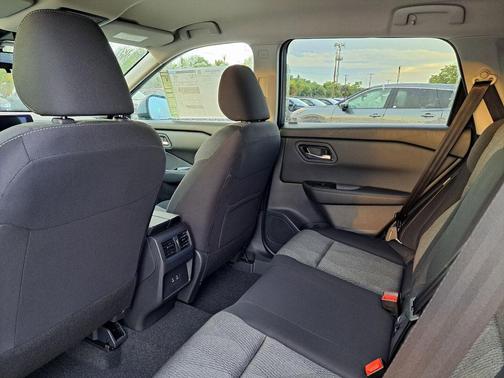 Deep Ocean Blue 2026 Nissan Rogue SV