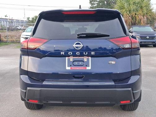 Deep Ocean Blue 2026 Nissan Rogue SV