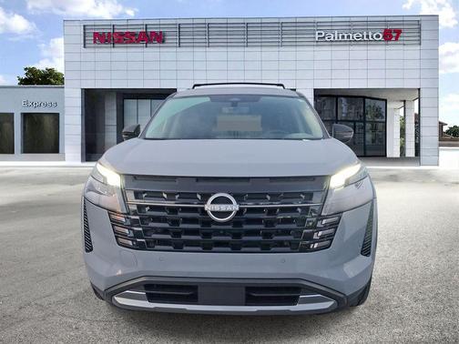 Boulder Gray Metallic 2026 Nissan Pathfinder Platinum
