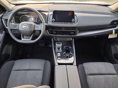 Everest White P 2026 Nissan Rogue SV