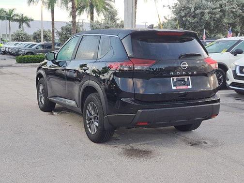 2025 Nissan Rogue S