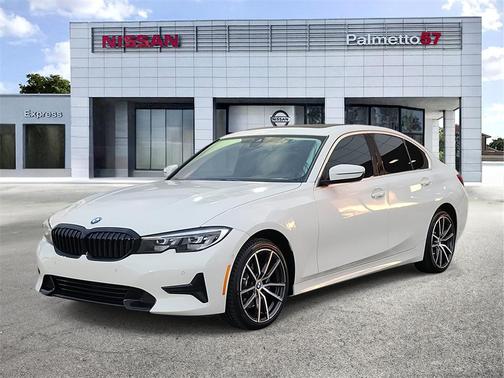 2019 BMW 330 i xDrive