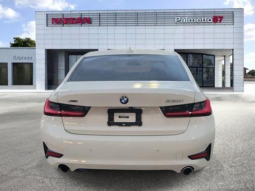 2019 BMW 330 i xDrive