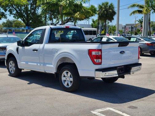 Oxford White 2022 Ford F-150 XL