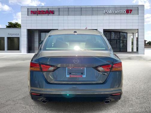 Gun Metallic 2026 Nissan Altima 2.5 SR