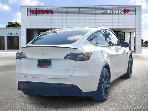 Pearl White Multi 2021 Tesla Model Y Performance