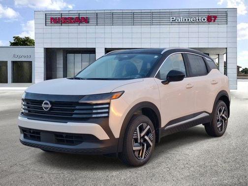2t Wht Blk Roof 2026 Nissan Kicks SV
