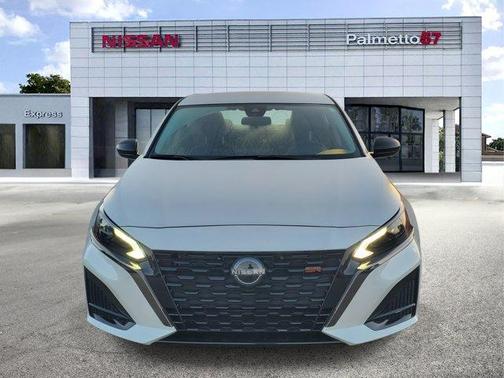 2025 Nissan Altima SR