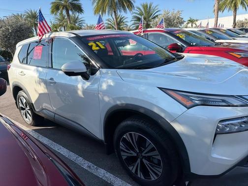 2021 Nissan Rogue SV