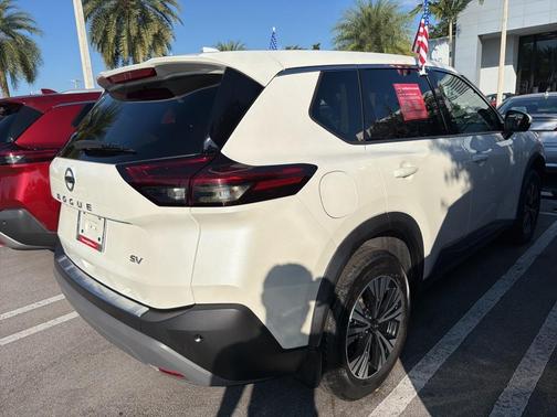 2021 Nissan Rogue SV