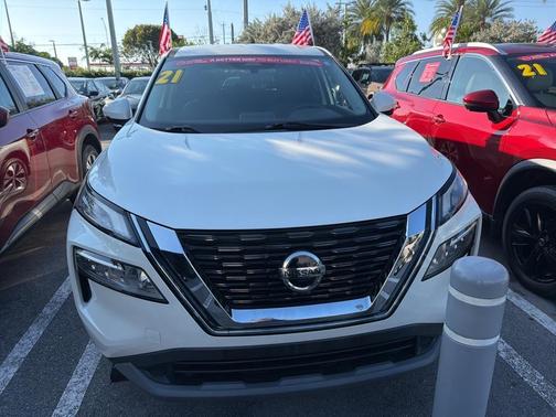 2021 Nissan Rogue SV