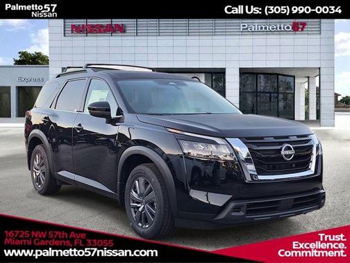 2025 Nissan Pathfinder SV
