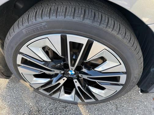 2025 BMW 540 i xDrive