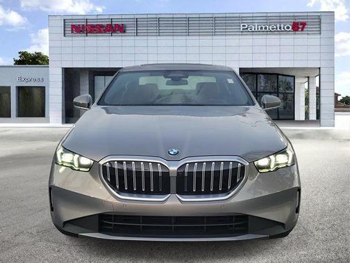 2025 BMW 540 i xDrive